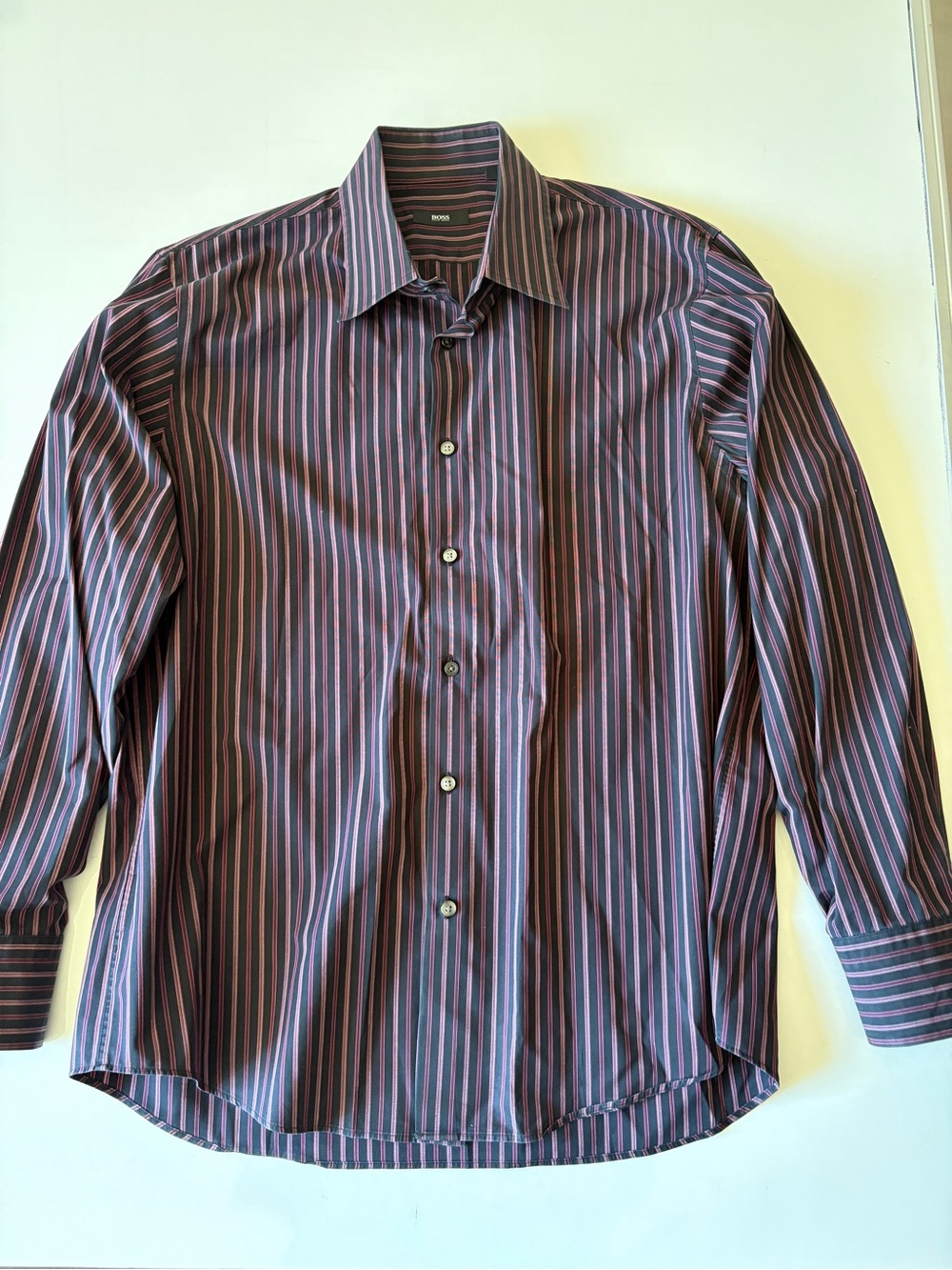 Hugo Boss black red striped long sleeve button up mens size 17/34/35 business